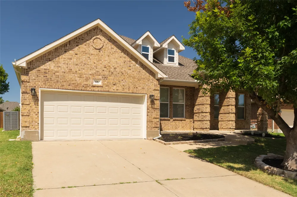 66 Lucas Lane Edgecliff Village, TX 76134