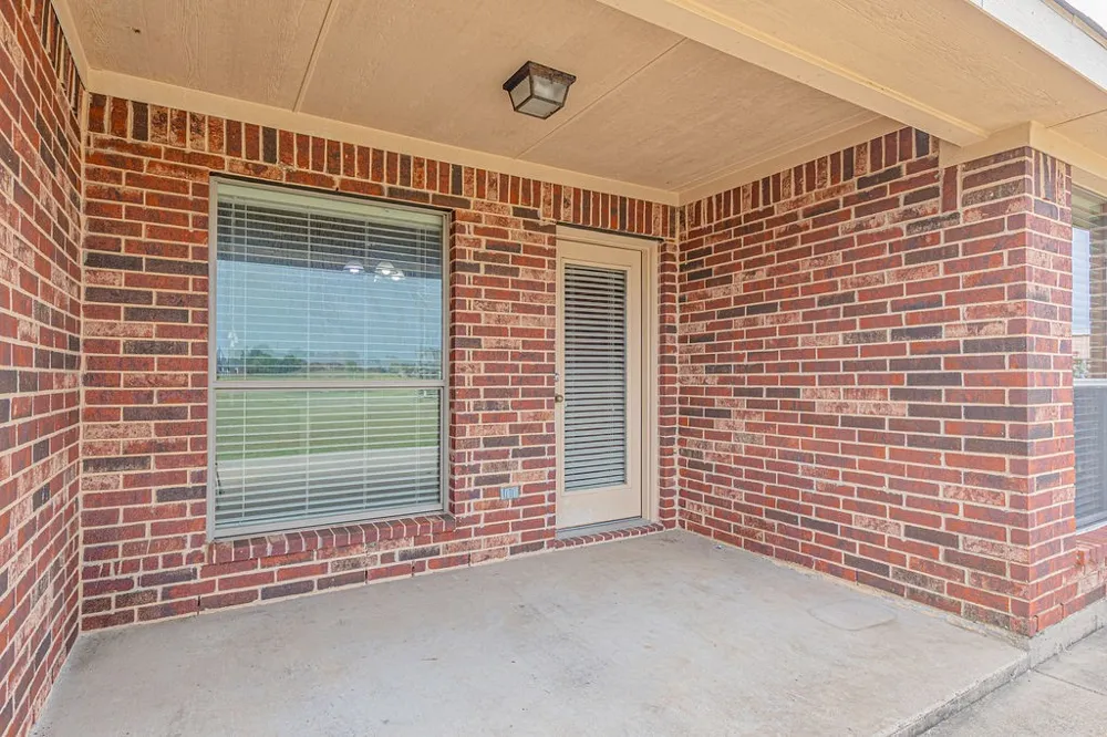 5234 County Road 4098 Kaufman, TX 75142