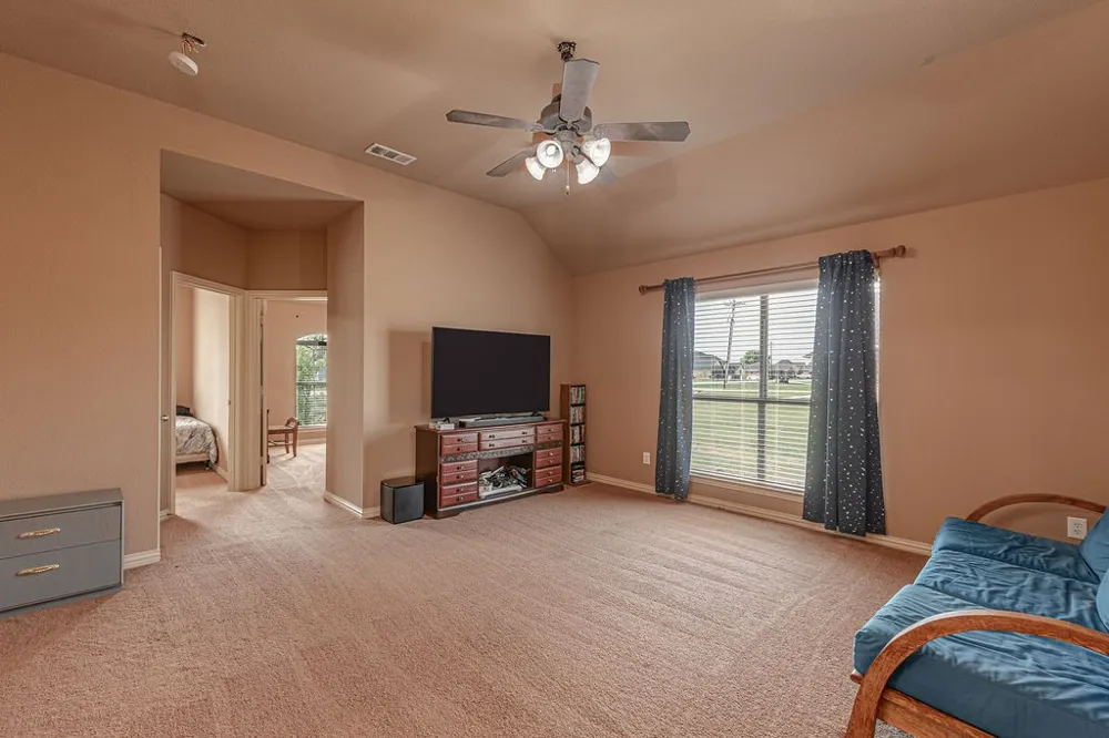 5234 County Road 4098 Kaufman, TX 75142