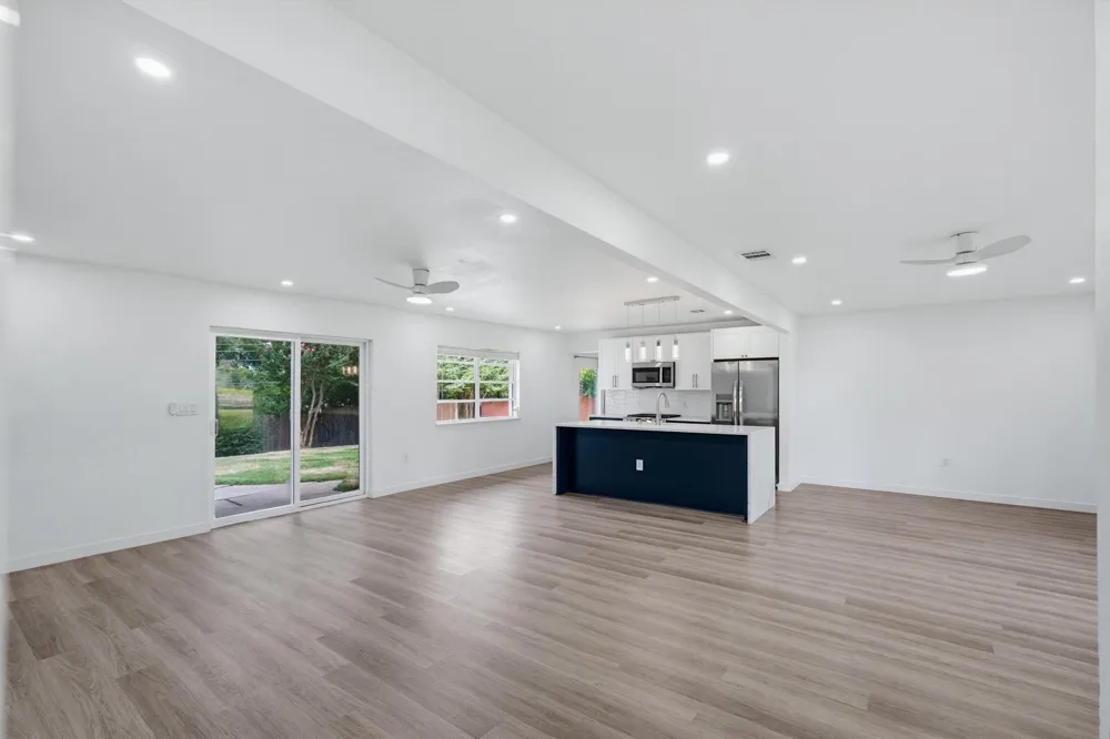 12607 Gaslite Circle Farmers Branch, TX 75234