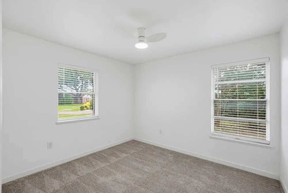 12607 Gaslite Circle Farmers Branch, TX 75234