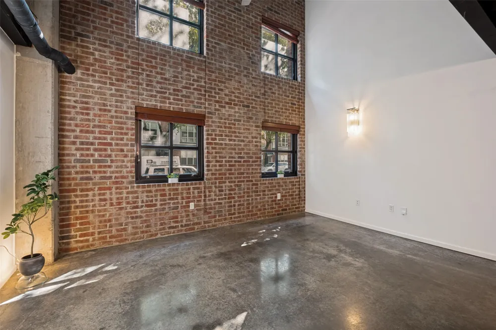 3110 Thomas Avenue #109 Dallas, TX 75204