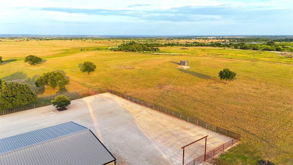 10670 Highway 281 Perrin, TX 76486