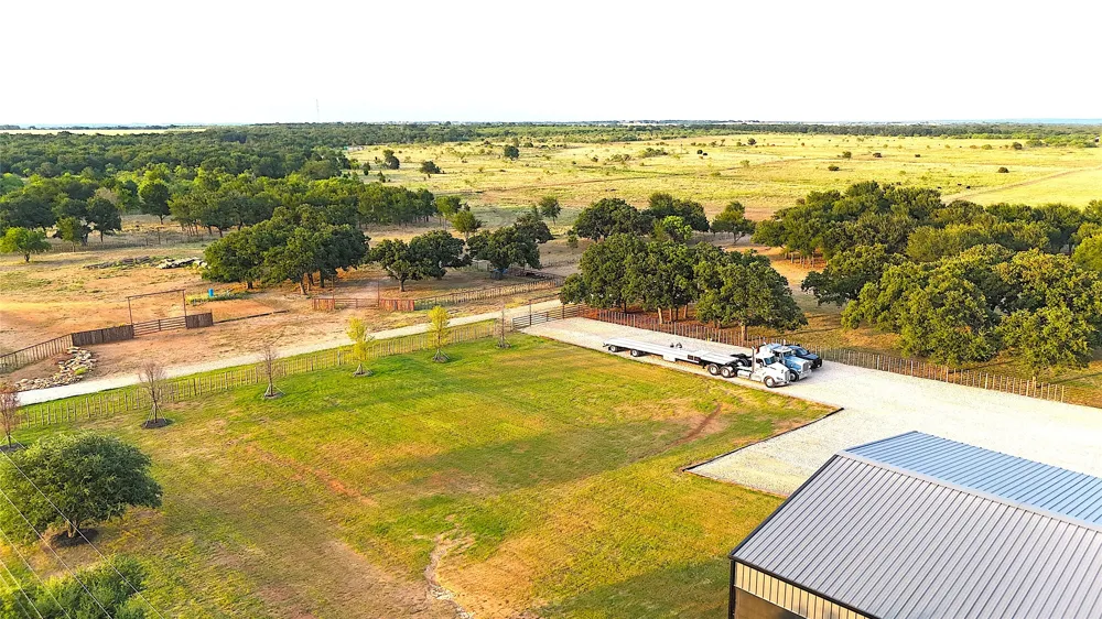 10670 Highway 281 Perrin, TX 76486