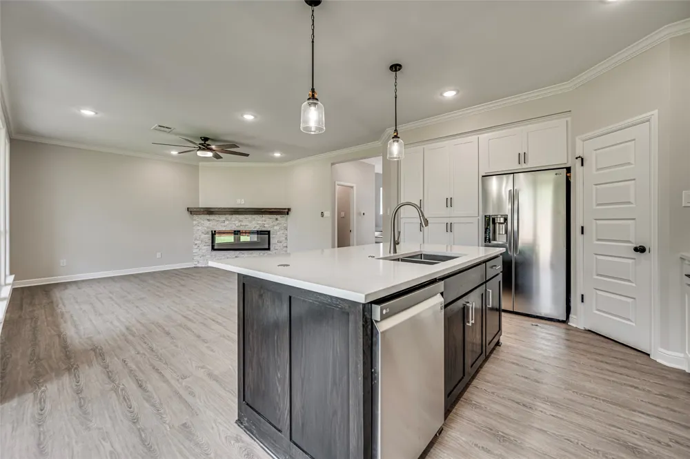 8243 Heritage Glen Drive Red Oak, TX 75154