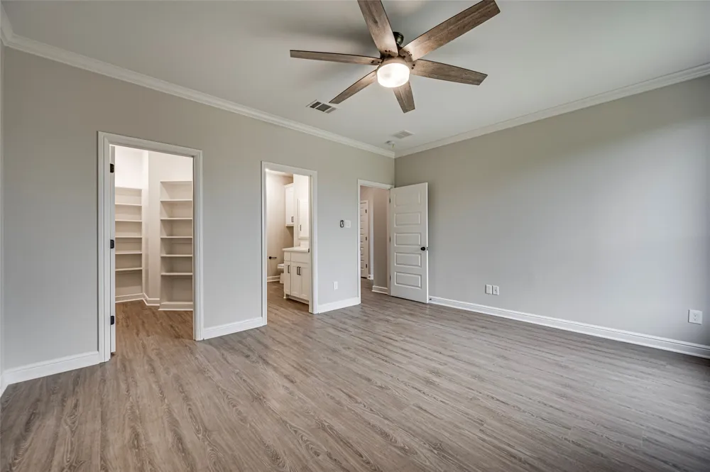 8243 Heritage Glen Drive Red Oak, TX 75154