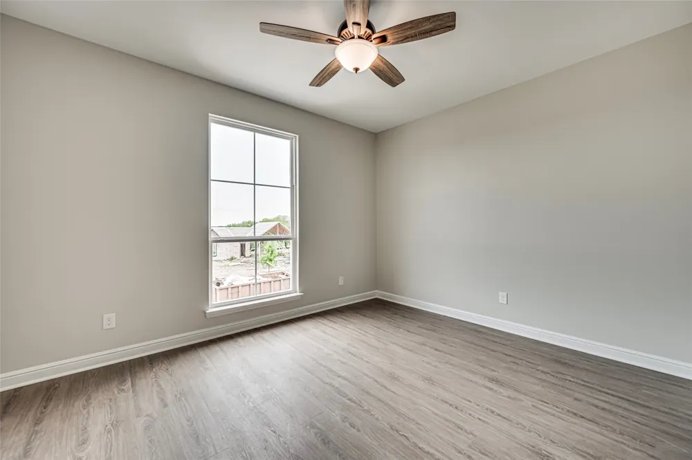 8243 Heritage Glen Drive Red Oak, TX 75154