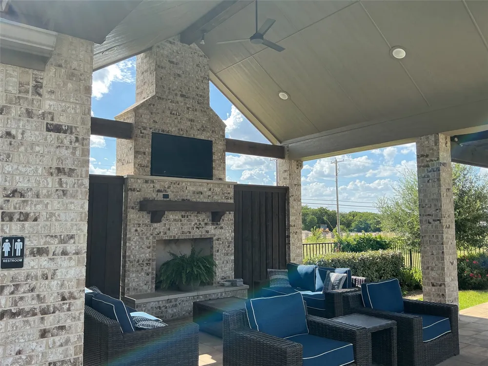 8243 Heritage Glen Drive Red Oak, TX 75154