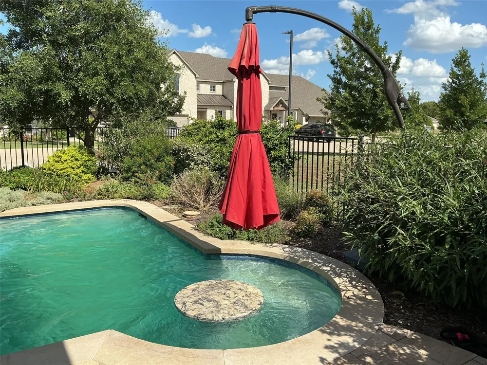 8243 Heritage Glen Drive Red Oak, TX 75154