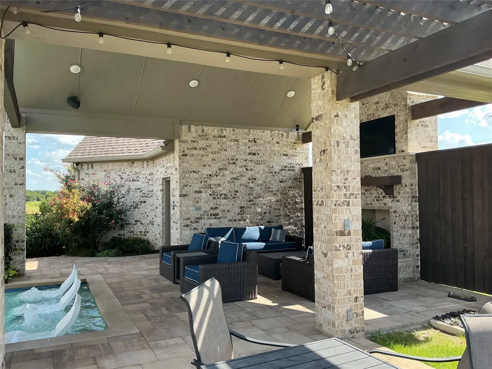 8243 Heritage Glen Drive Red Oak, TX 75154