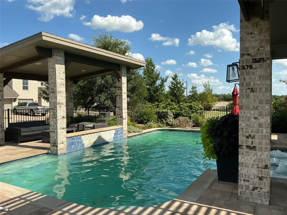 8243 Heritage Glen Drive Red Oak, TX 75154