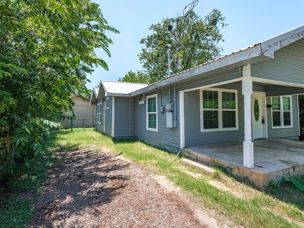 1805 7th Street Brownwood, TX 76801