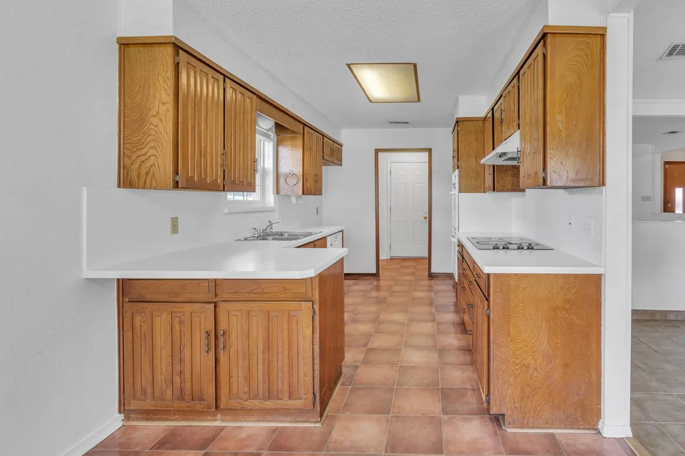 1720 Timbercreek Road Benbrook, TX 76126