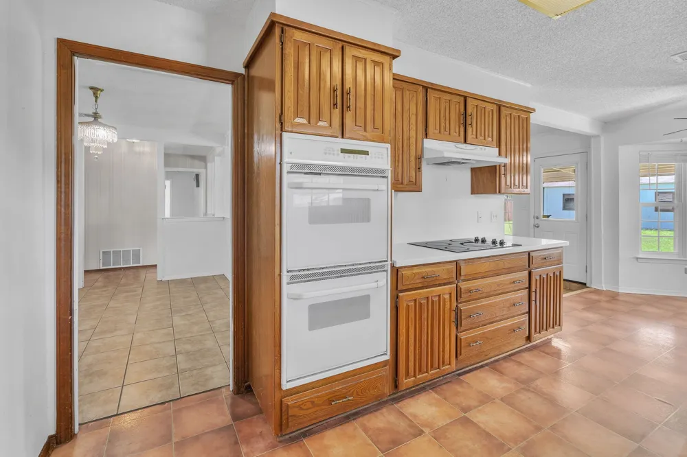 1720 Timbercreek Road Benbrook, TX 76126