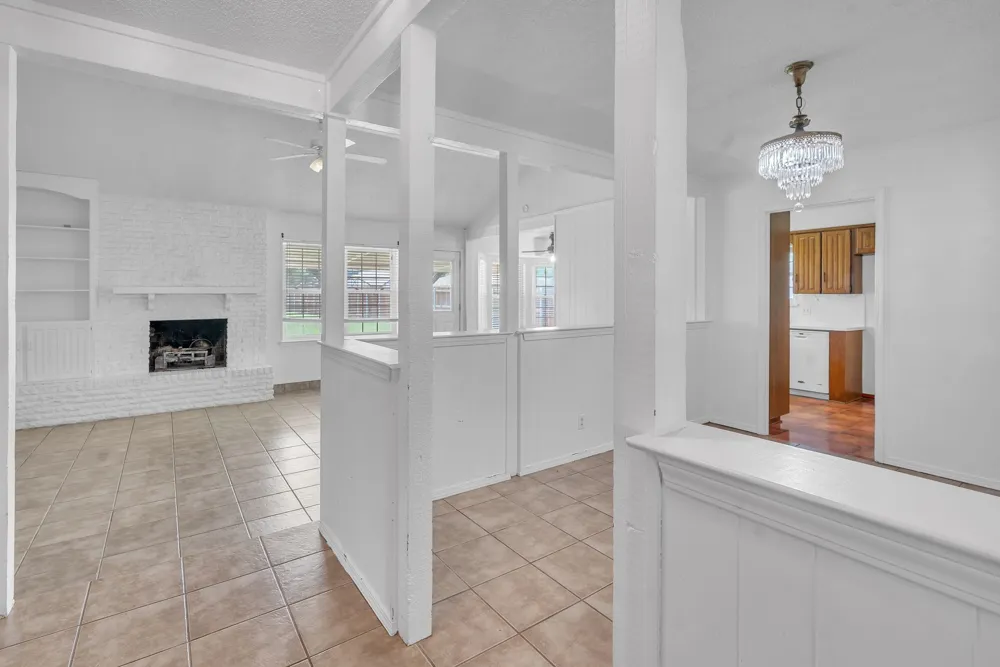 1720 Timbercreek Road Benbrook, TX 76126
