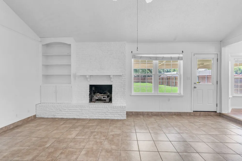 1720 Timbercreek Road Benbrook, TX 76126