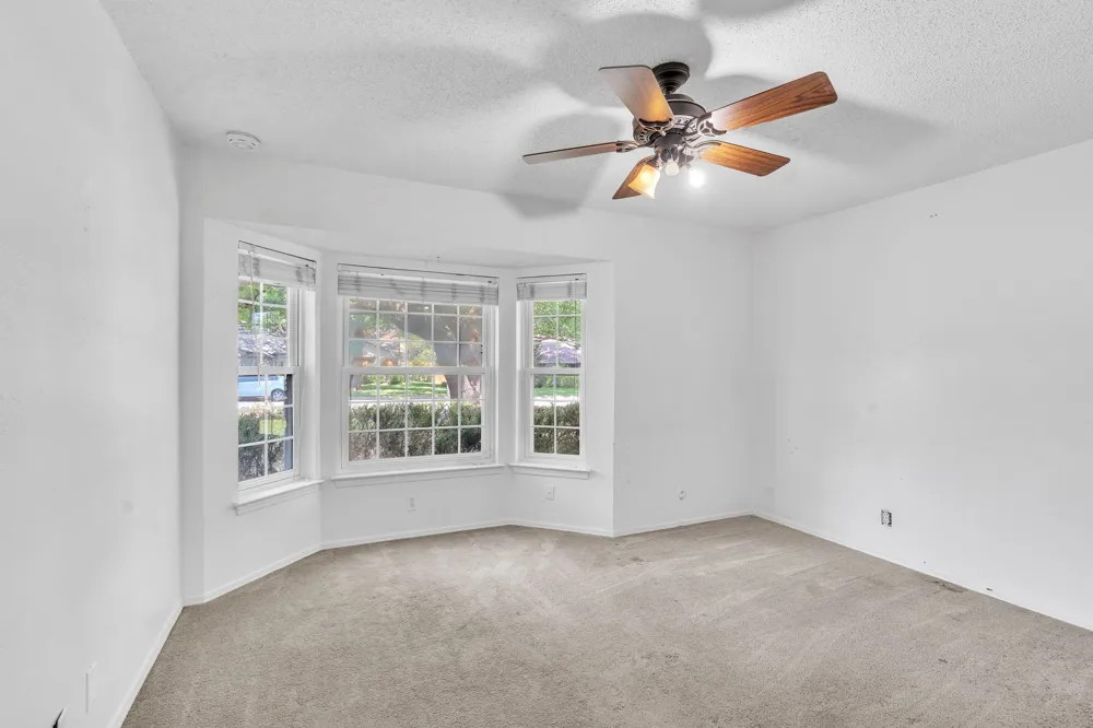1720 Timbercreek Road Benbrook, TX 76126