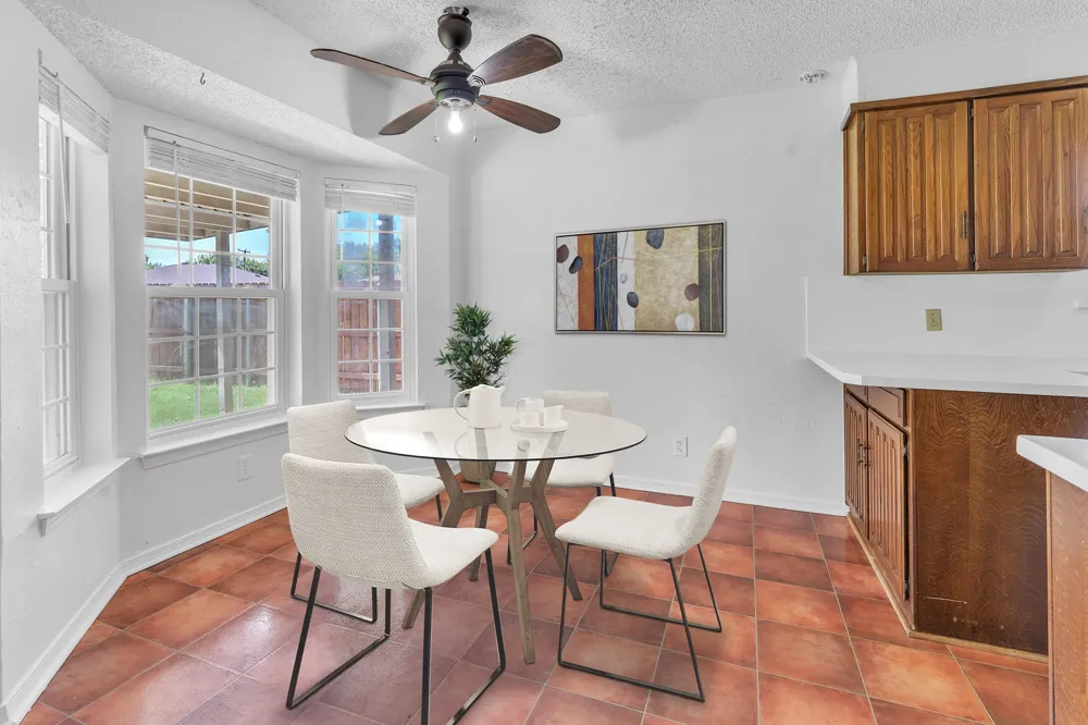 1720 Timbercreek Road Benbrook, TX 76126