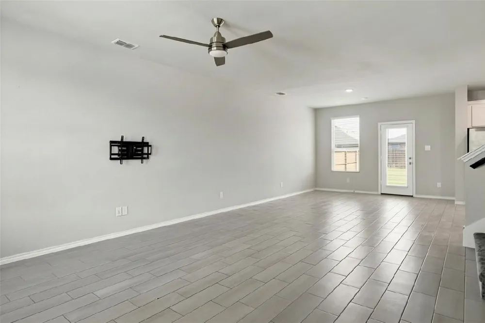 944 Ravenwood Lane Van Alstyne, TX 75495