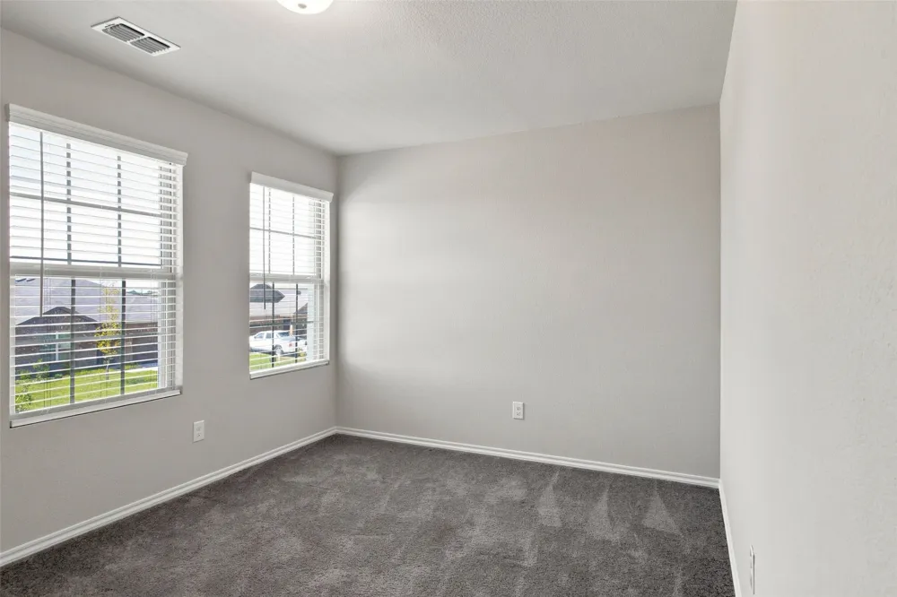 944 Ravenwood Lane Van Alstyne, TX 75495