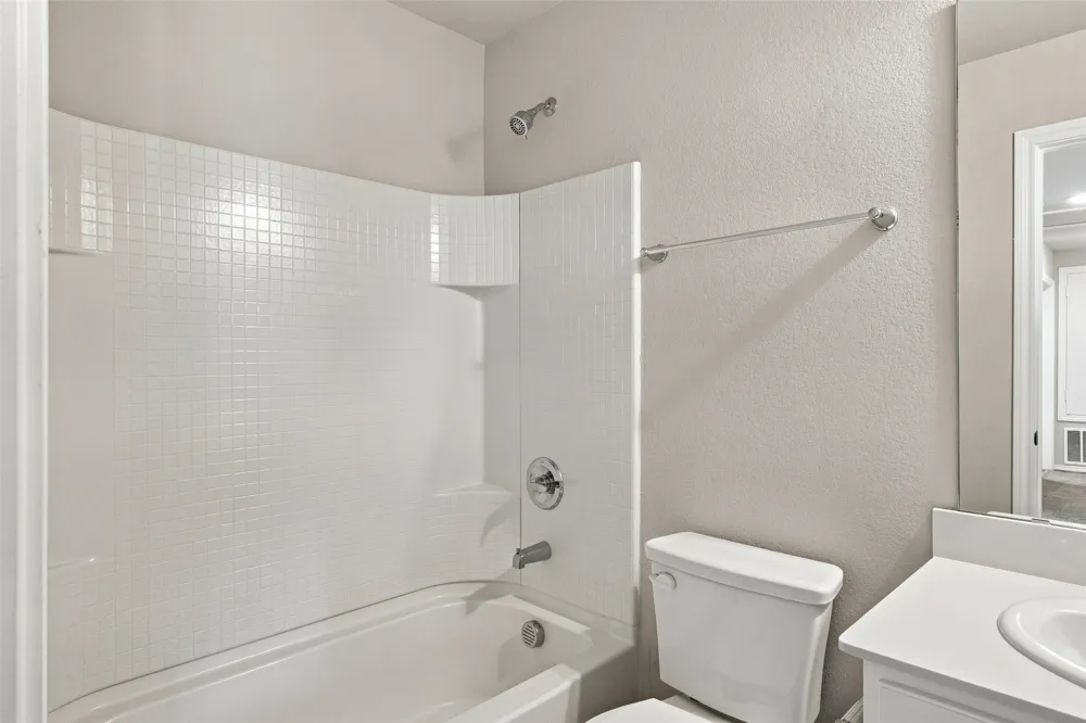 944 Ravenwood Lane Van Alstyne, TX 75495