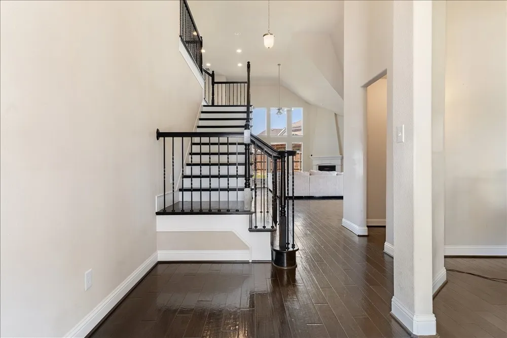 701 Auburn Court Savannah, TX 76227
