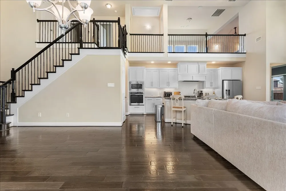 701 Auburn Court Savannah, TX 76227