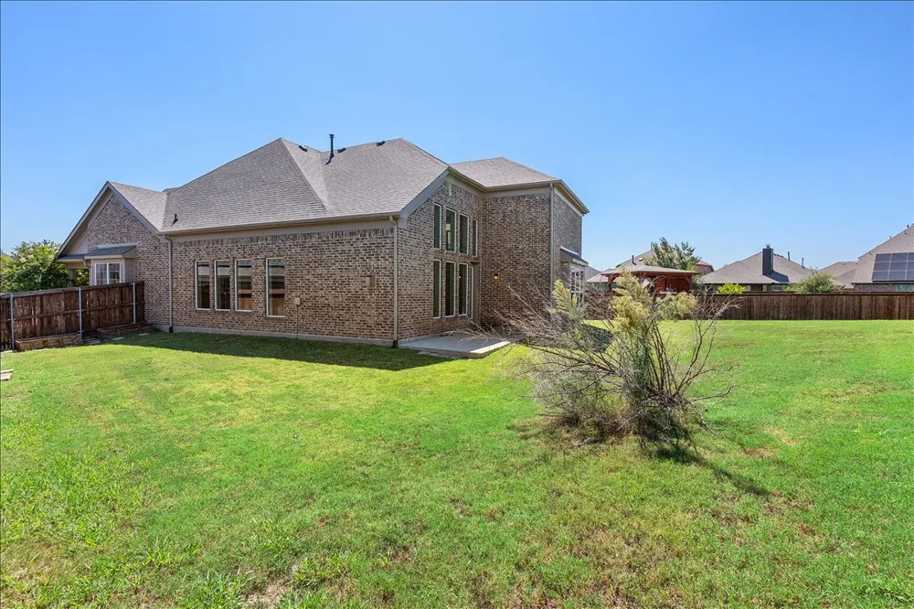 701 Auburn Court Savannah, TX 76227