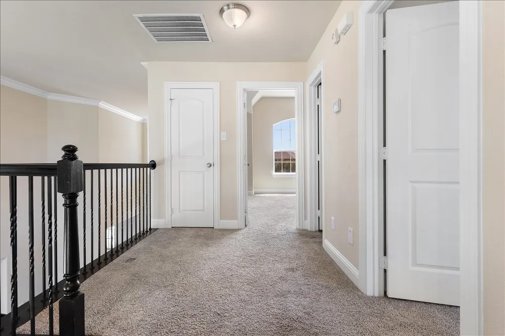 701 Auburn Court Savannah, TX 76227