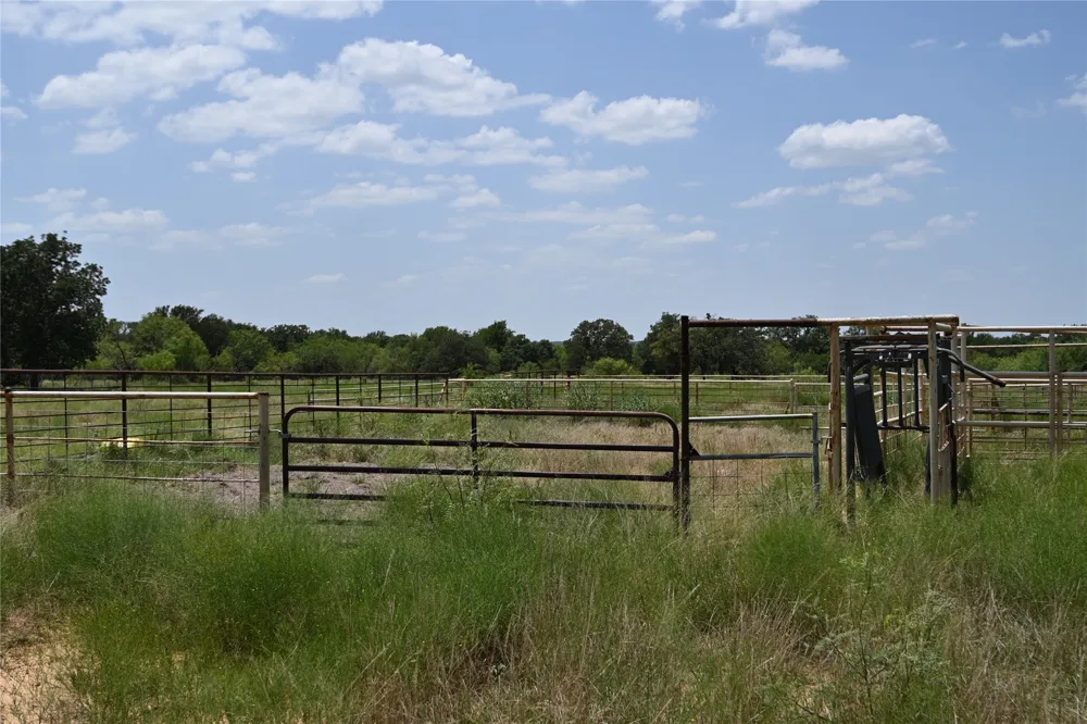 54 CR 195 Gorman, TX 76454