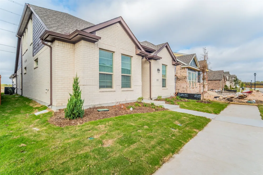 12345 Hulson Trail Fort Worth, TX 76052
