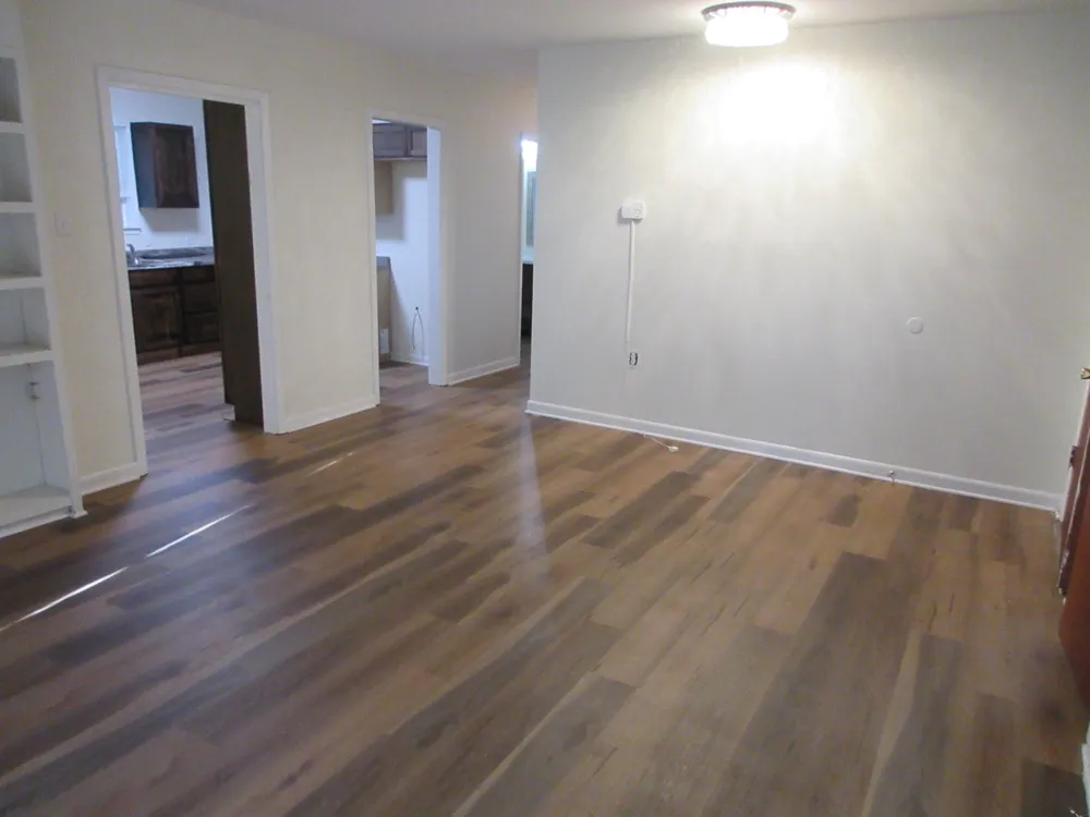 816 S Spruce Street Vivian, LA 71082