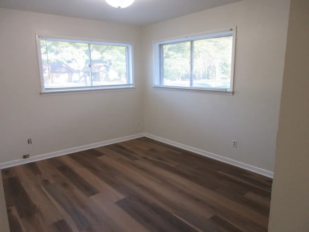 816 S Spruce Street Vivian, LA 71082