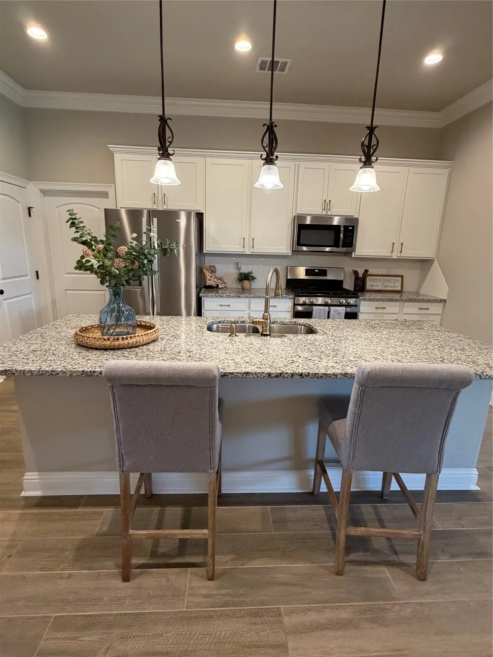 457 Mangrove Lane Bossier City, LA 71111