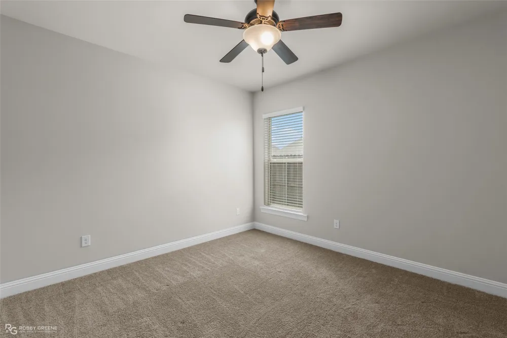 457 Mangrove Lane Bossier City, LA 71111