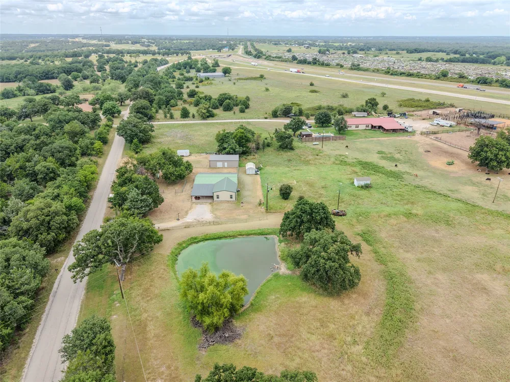 205 County Road 1794 Sunset, TX 76270