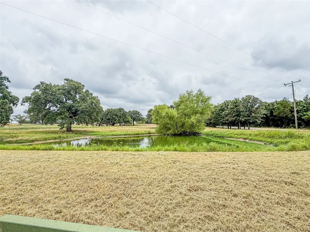 205 County Road 1794 Sunset, TX 76270