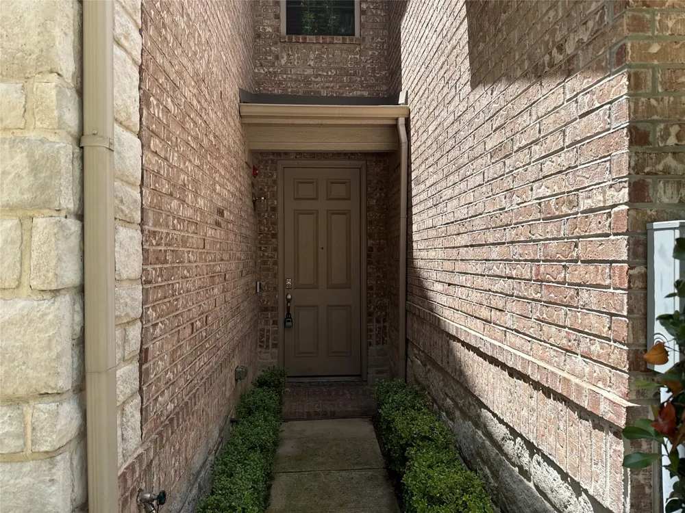 2610 Jackson Drive Lewisville, TX 75067