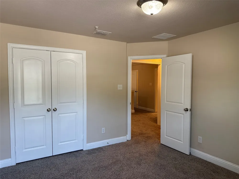 2610 Jackson Drive Lewisville, TX 75067