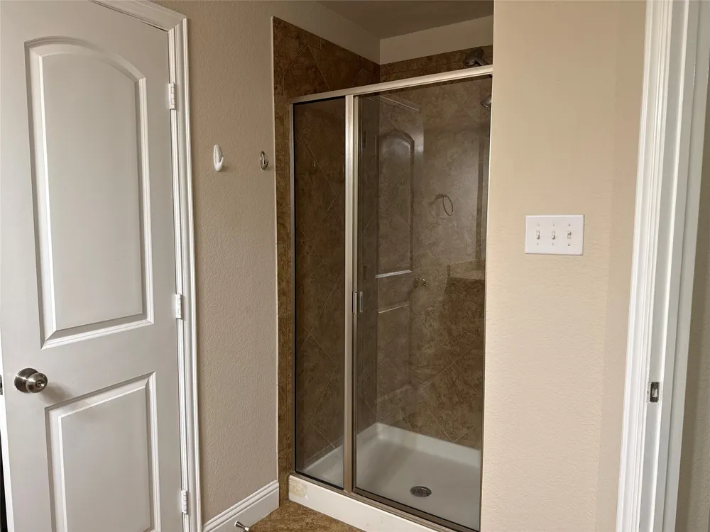 2610 Jackson Drive Lewisville, TX 75067