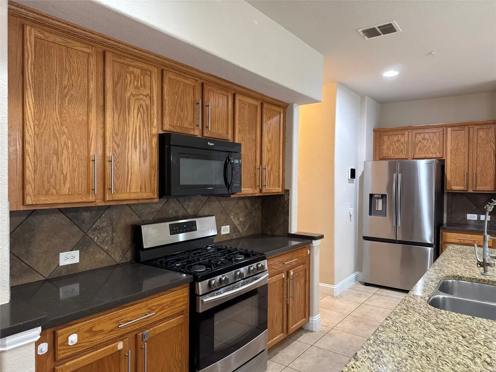 2610 Jackson Drive Lewisville, TX 75067