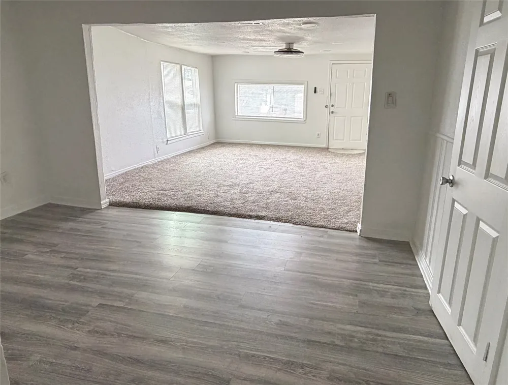 936 E Cantey Street Fort Worth, TX 76104
