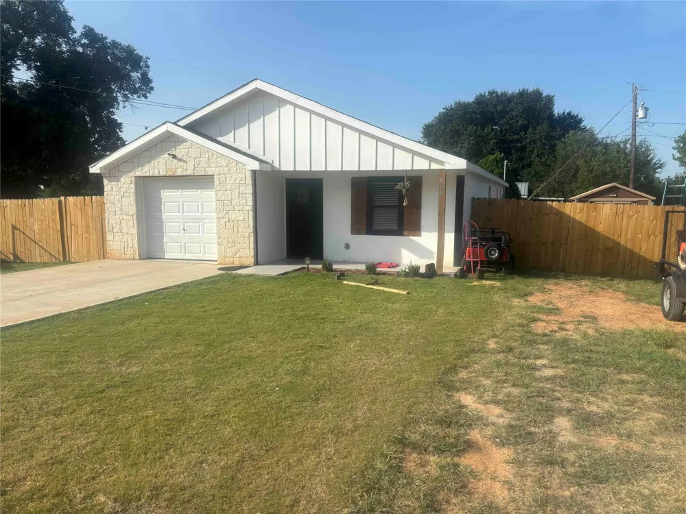 808 Buckboard Drive De Leon, TX 76444