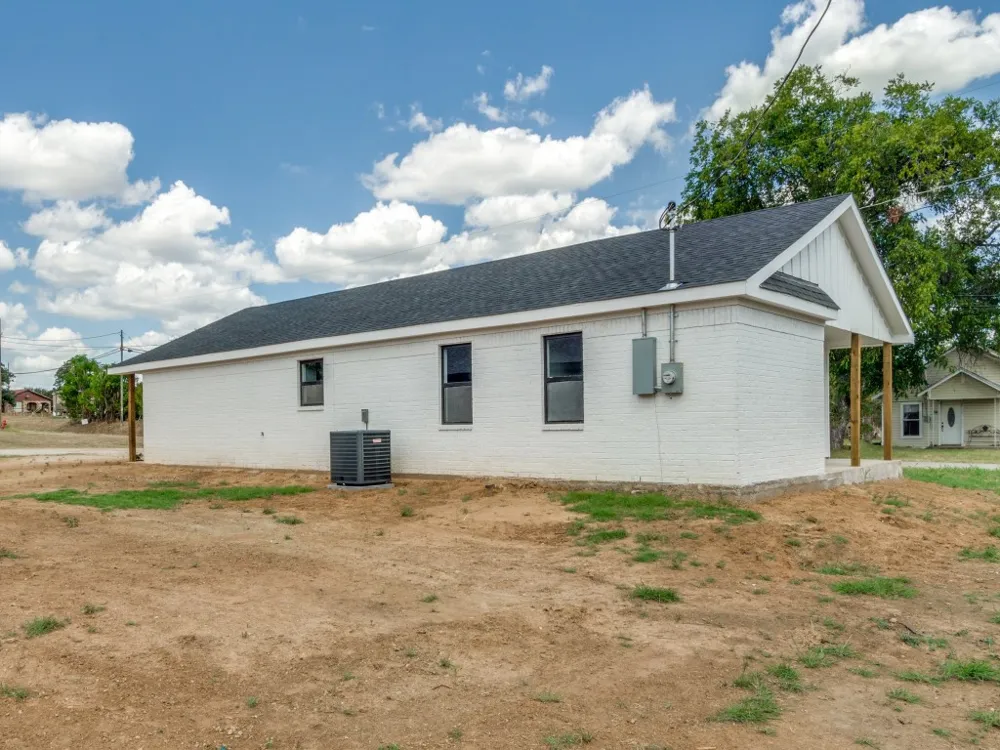 808 Buckboard Drive De Leon, TX 76444