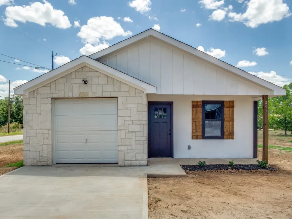 808 Buckboard Drive De Leon, TX 76444