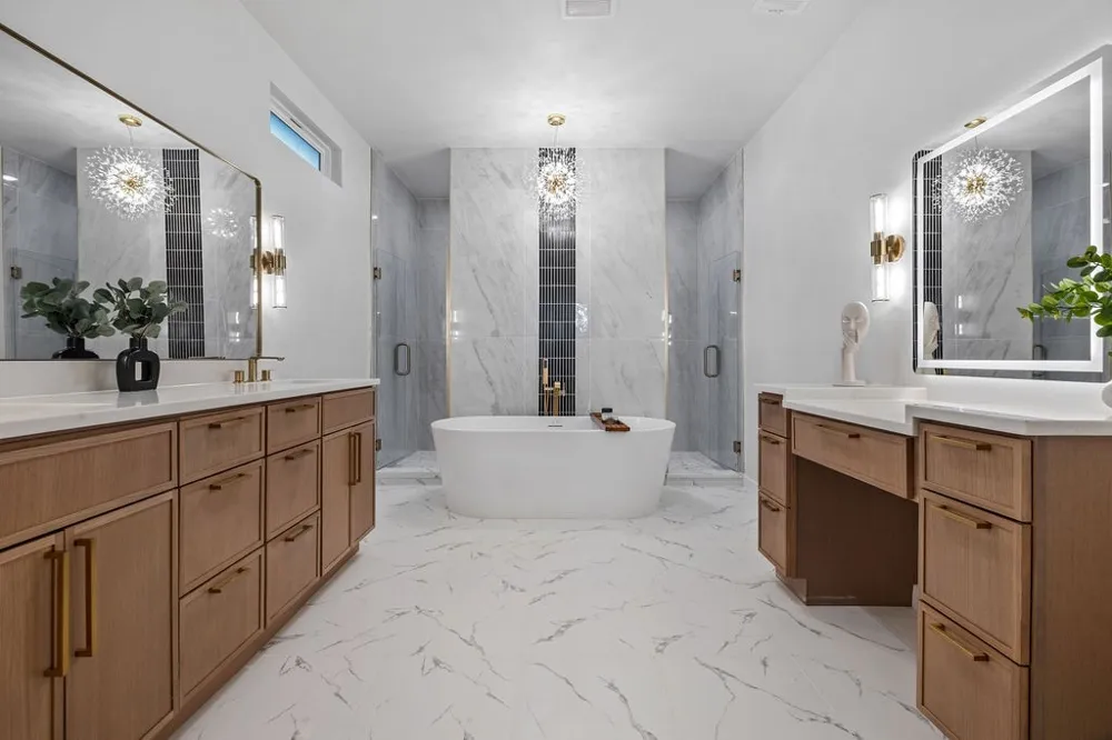 707 Hilltop Drive Irving, TX 75060