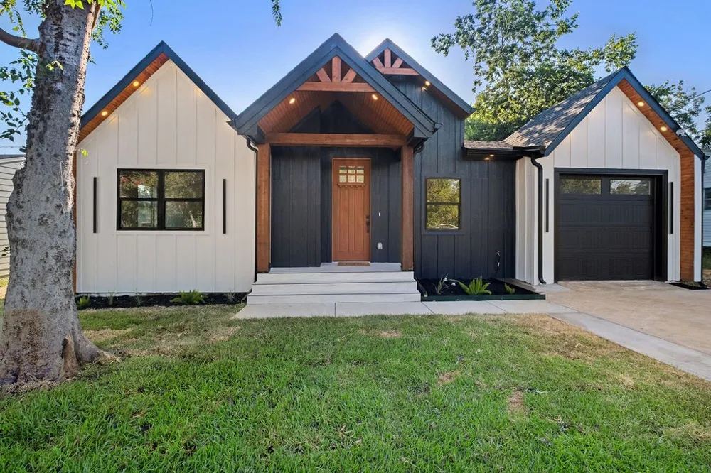 707 Hilltop Drive Irving, TX 75060