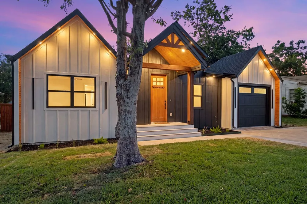 707 Hilltop Drive Irving, TX 75060