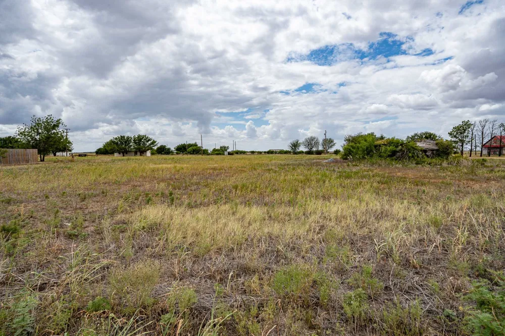 1 Monroe Ave Sagerton, TX 79548