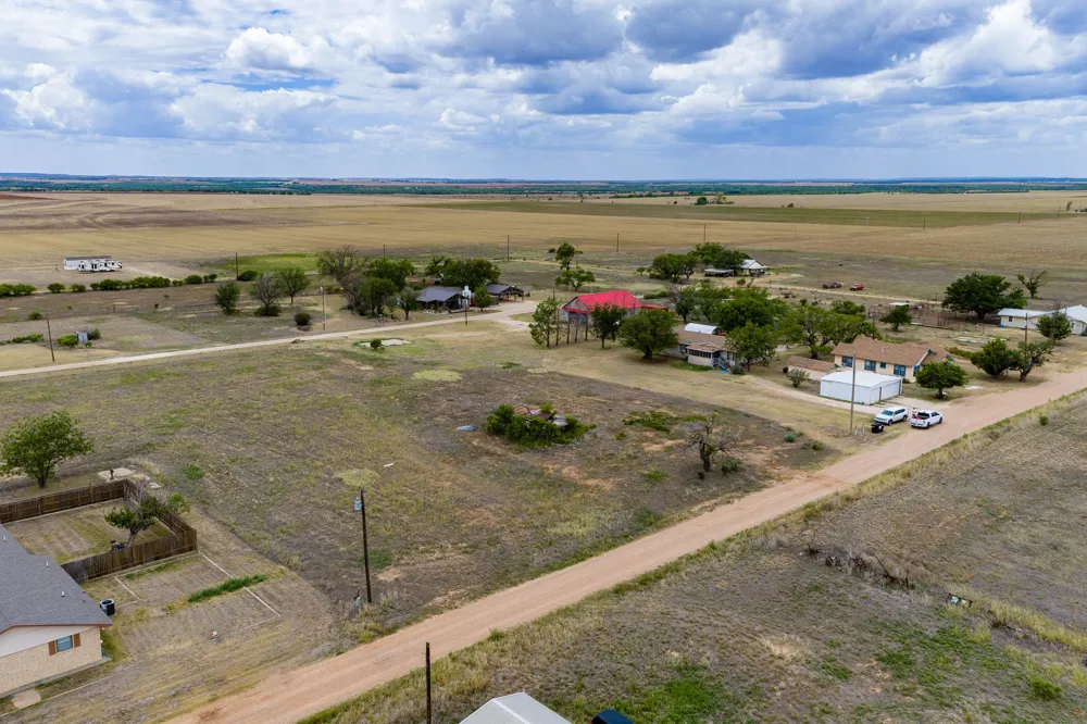1 Monroe Ave Sagerton, TX 79548